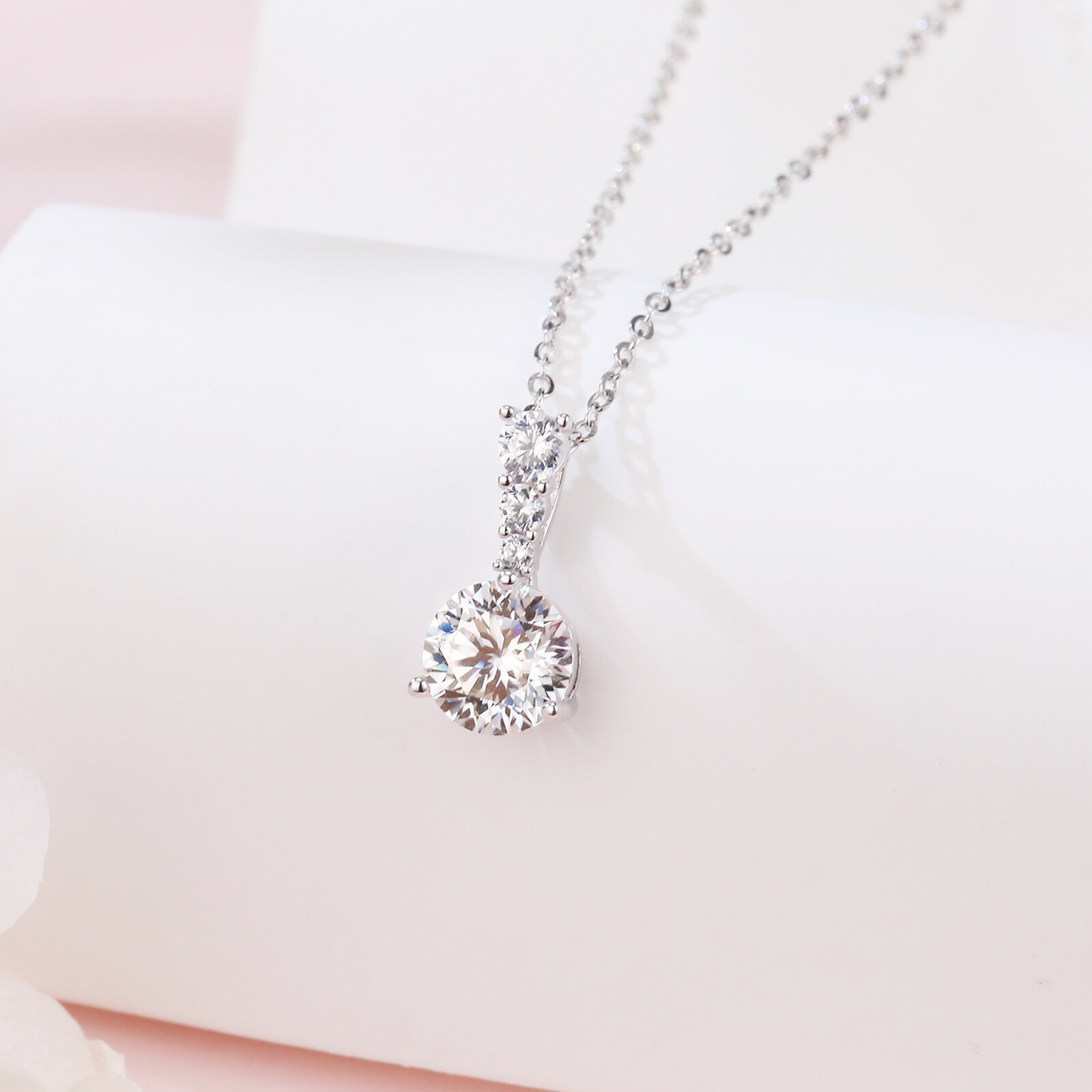 925 Sterling Silver Elegant Triple Moissanite Solitaire Necklace With Graduated Stones - Image 5
