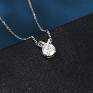 925 Sterling Silver Elegant Solitaire Moissanite Necklace With Silver Chain: Timeless Beauty Meets Modern Elegance