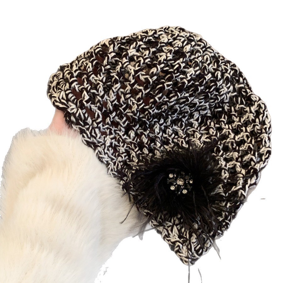 French Retro Black Feather Hand-woven Knitted Hat - Image 5